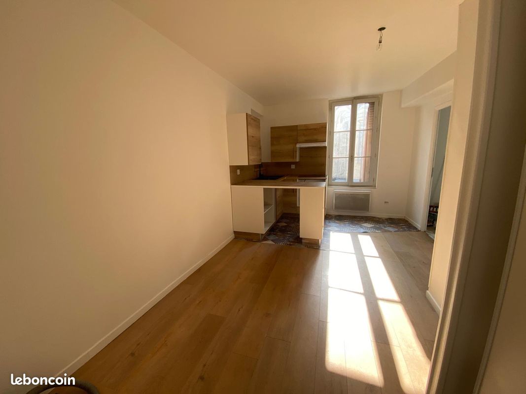 Appartement 2 pièces 28 m² · à Sens · 28,3 m² · 501 €
