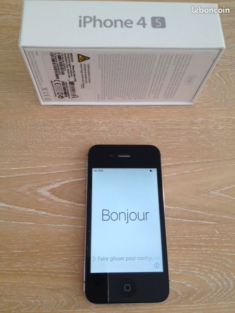 IPhone 4S Noir 32 GB (image 1)