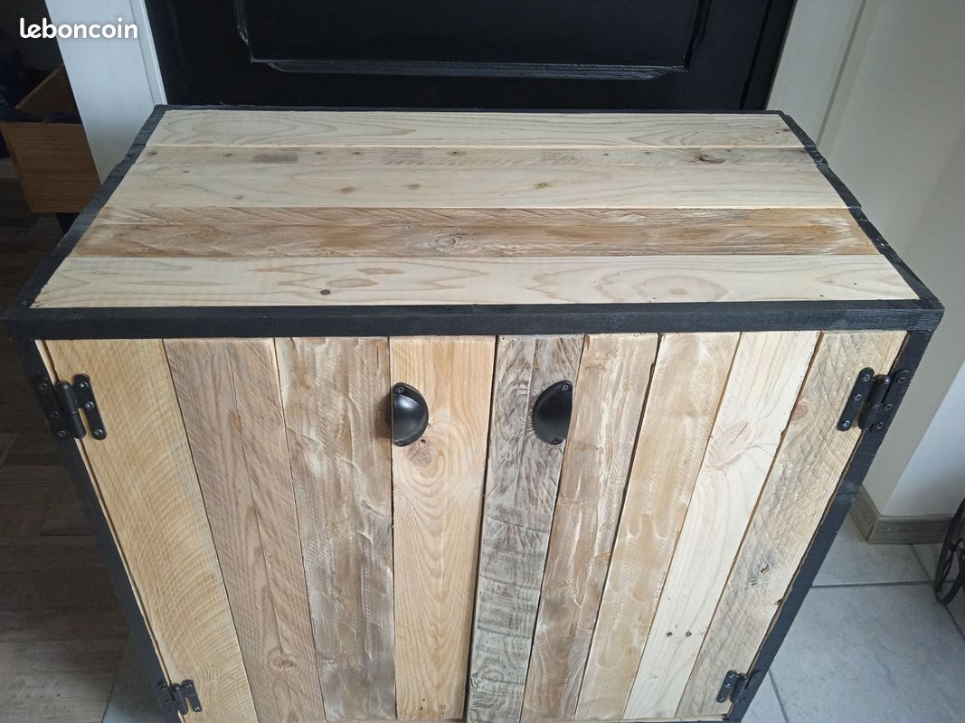 Buffet 3 portes en bois recyclé finition black (image 3)