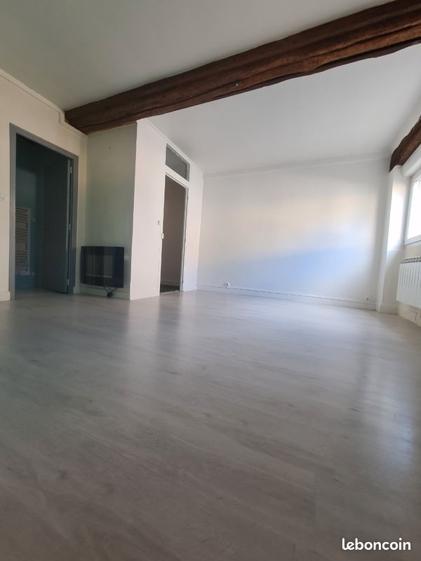 Appartement 2 pièces 44 m² · à Nogent-le-Rotrou · 44 m² · 390 €/mois
