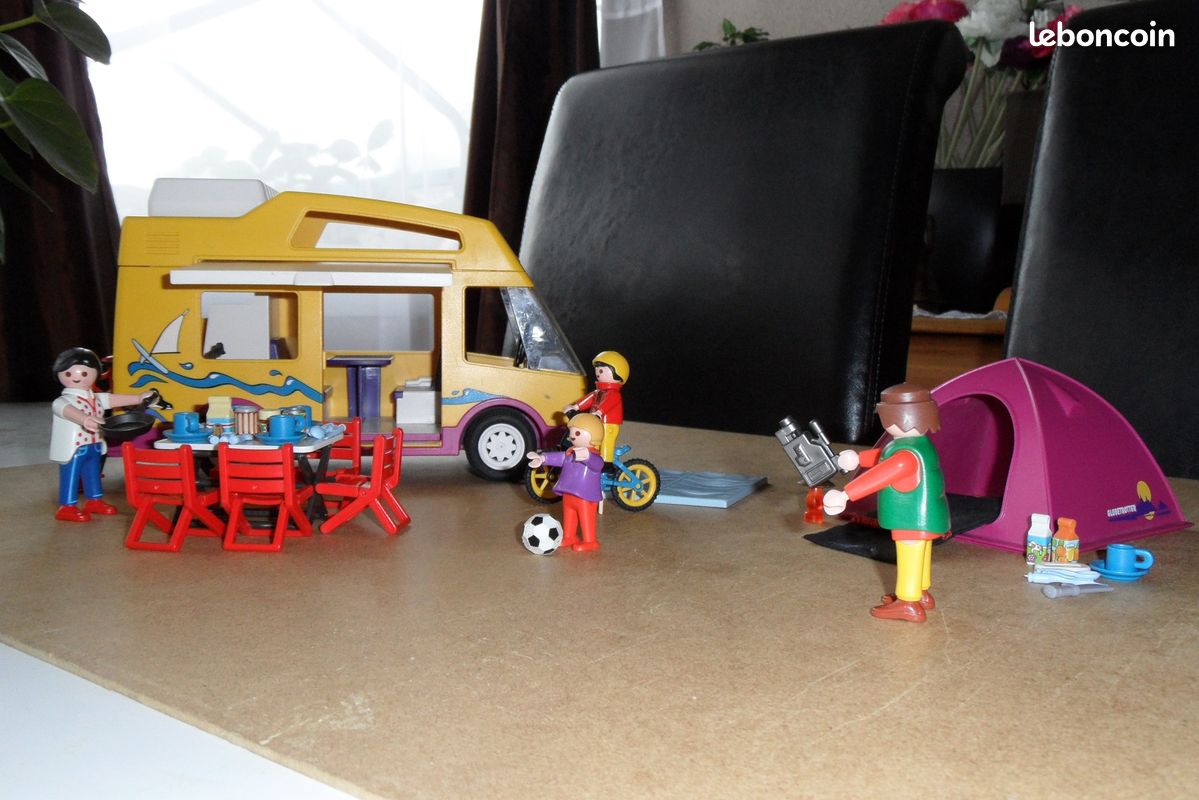 Playmobil Famille / camping car (image 2)