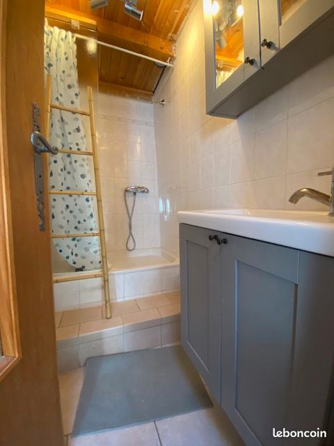 La Maison de la Croix, Maison de Village rustique en Ardèche, animaux de compagnie acceptés (image 9)