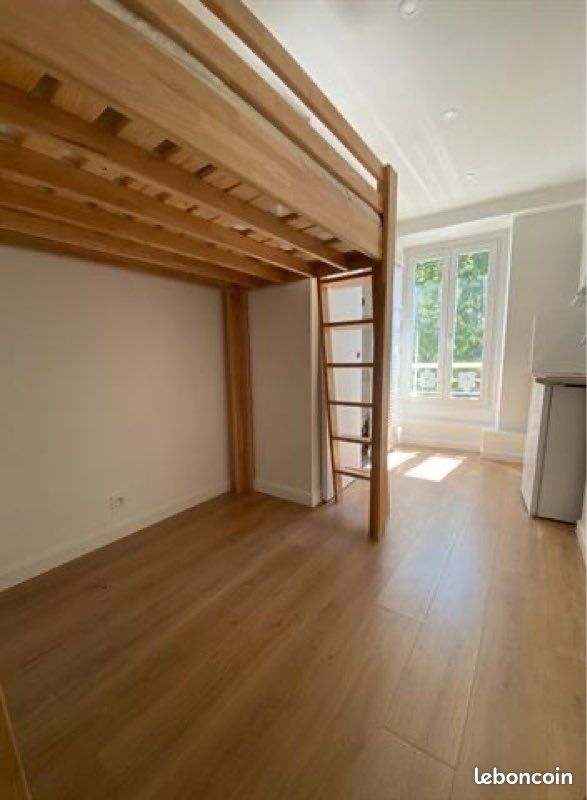 Appartement 1 pièce 9 m² · à Vincennes · 9,2 m² · 660 €