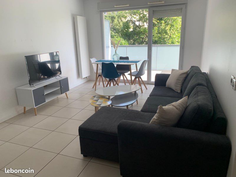 Appartement 3 pièces 55 m² · à Vénissieux · 55 m² · 1 200 €/mois