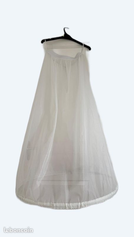 Jupon mariée (image 1)