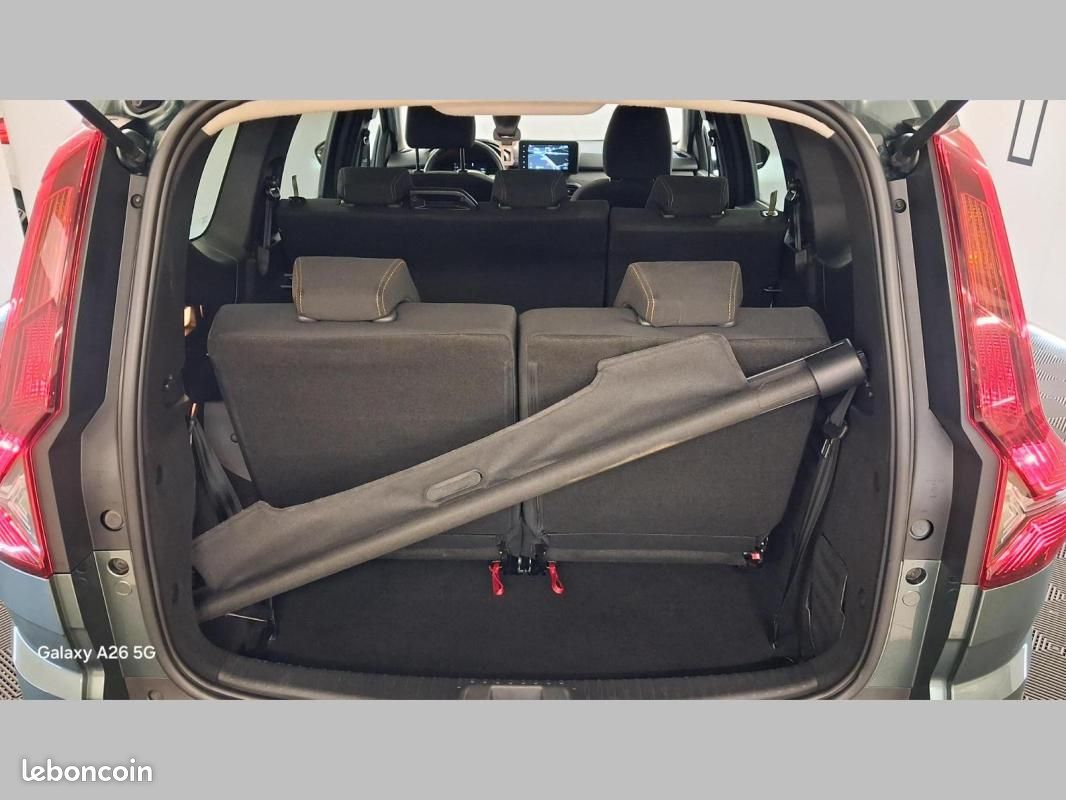 Dacia Jogger EXTREME HYBRID 140 7PL (image 17)