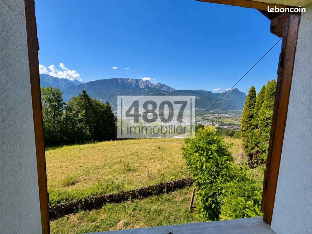 Maison 5 pièces 92 m² · à Thyez · 92 m² · 395 000 €