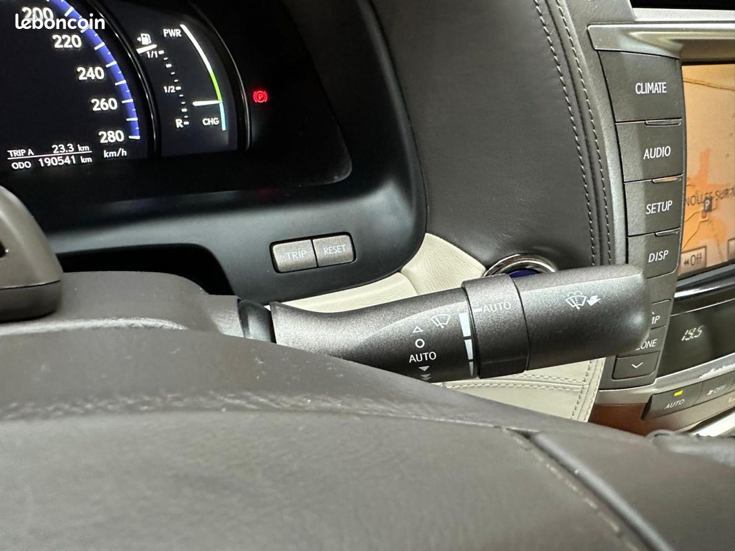 LEXUS LS 600h L - BV E-CVT 600H Pack Président PHASE 2 (image 19)