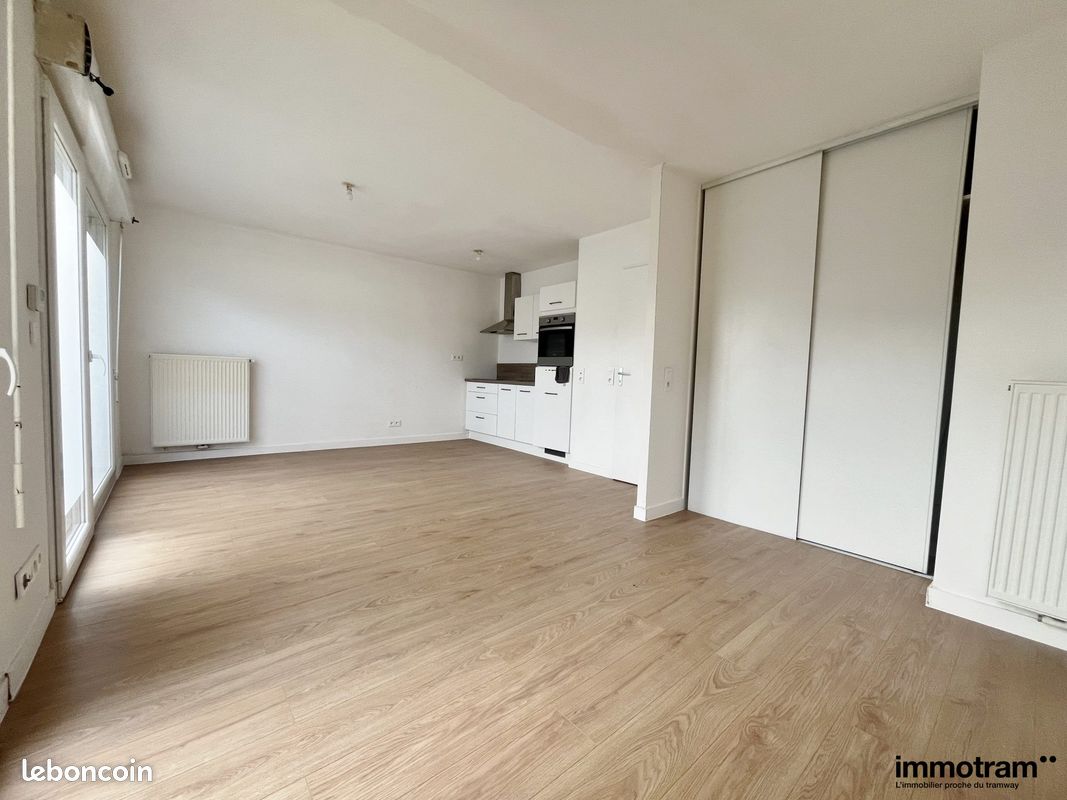 Appartement 2 pièces 32 m² · à Croix · 32 m² · 143 000 €