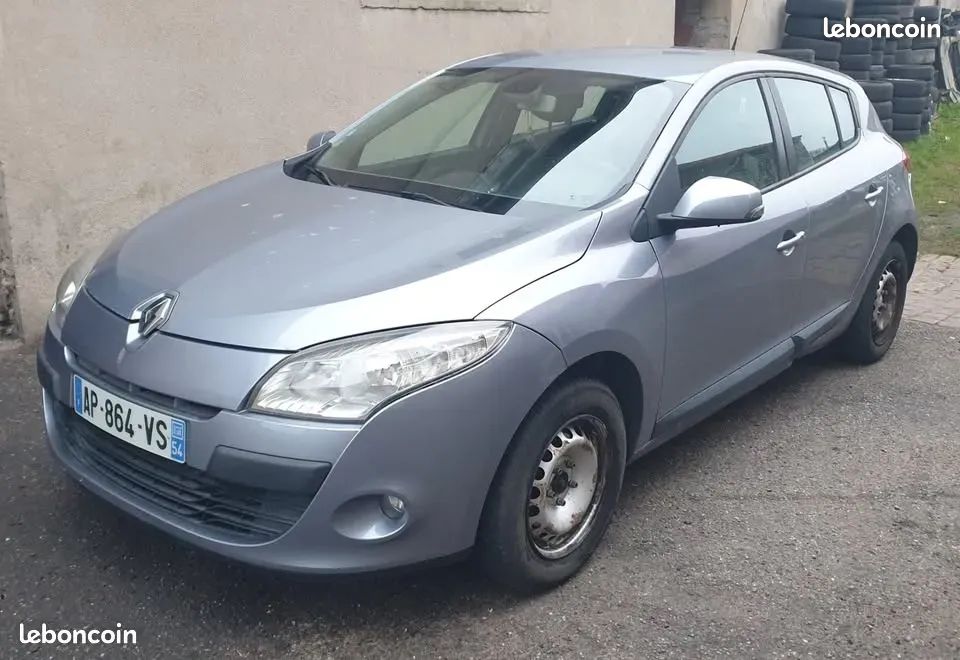 Pieces renault Megane 3 année 2009 (image 1)