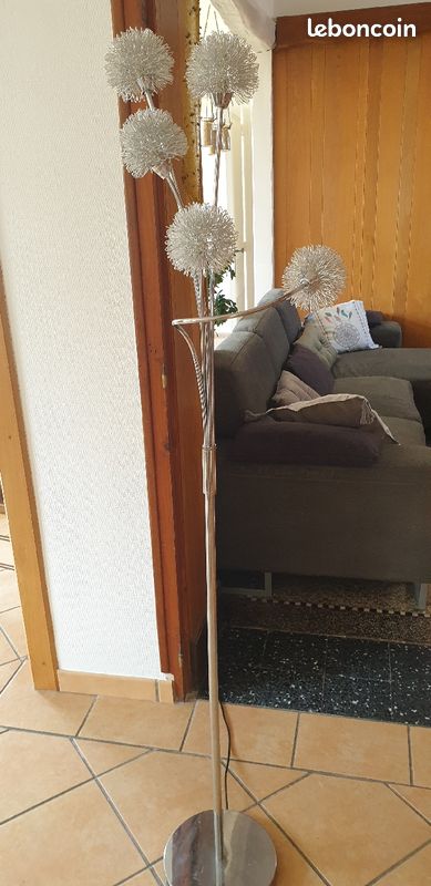 A vendre lampadaire inox (image 2)