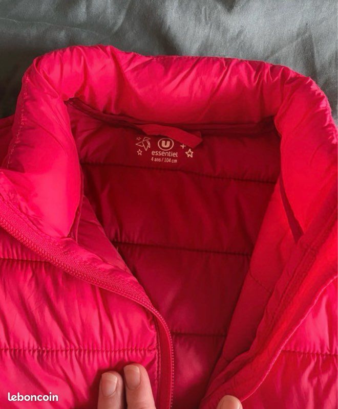 Blouson fille taille 4 ans marque Super U (image 3)