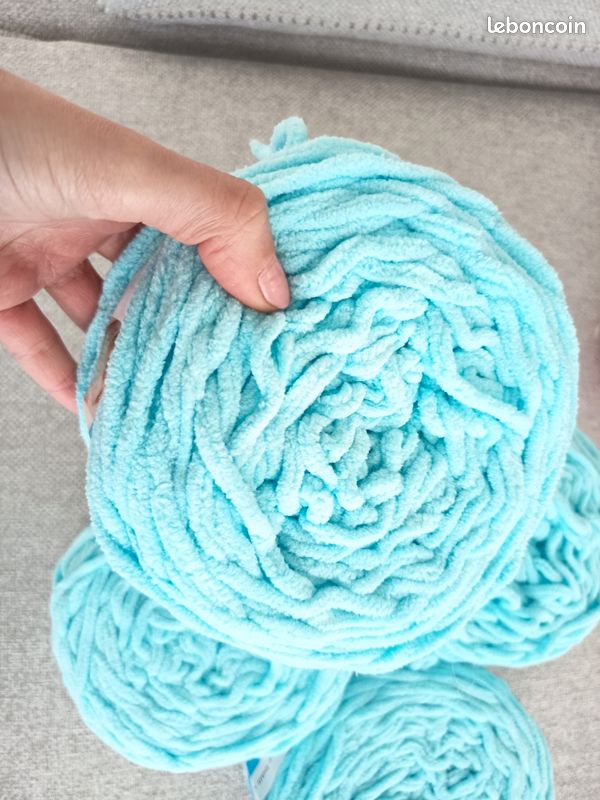 Lot De 5 Pelotes De Fil Chenille Mila - 100g Chaque, Variété De Bleus, En Viscose
