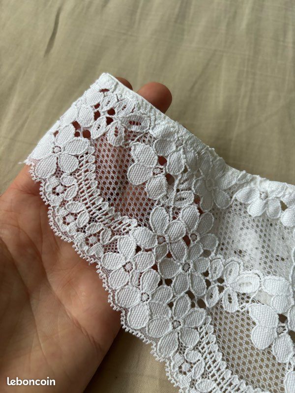 Lot de 3 strings dentelle Etam (image 7)