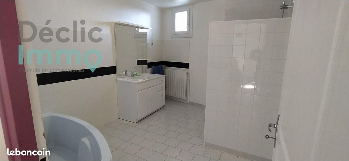 Maison 5 pièces 140 m² - La Faye 16700 (image principale 9)