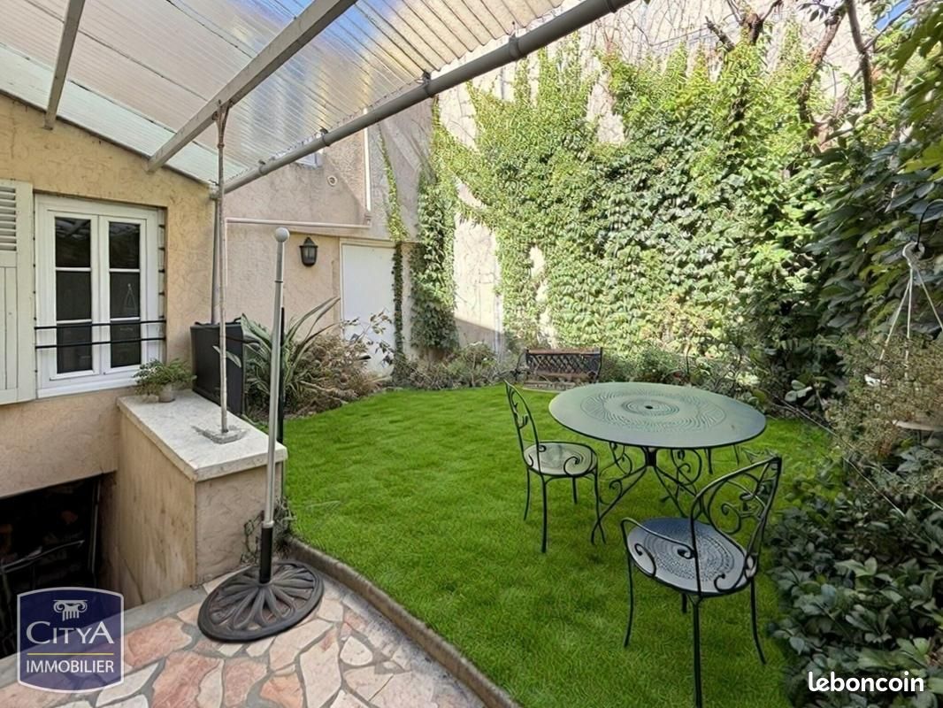 Maison 7 pièces 172 m² · à Châteauroux · 172 m² · 173 000 €