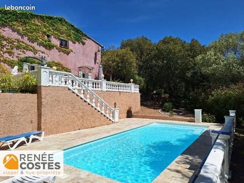 Maison 11 pièces 252 m² · à Lecci · 252 m² · 303 300 €