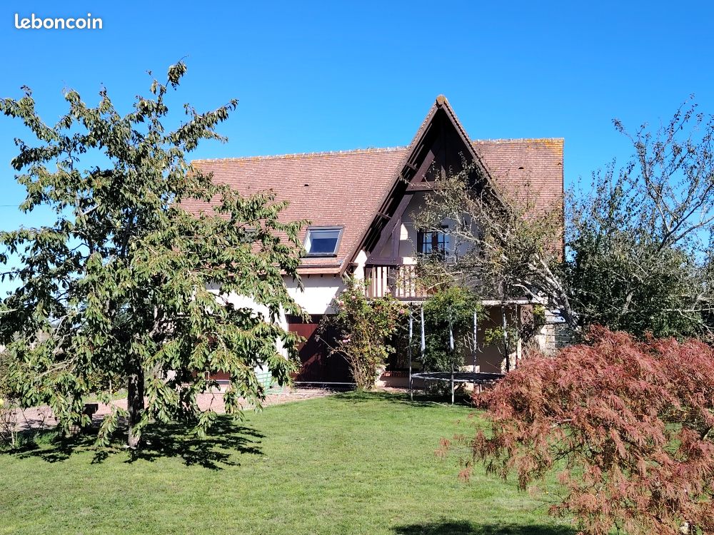 Maison 8 pièces 256 m² · à Chartres · 256 m² · 364 000 €
