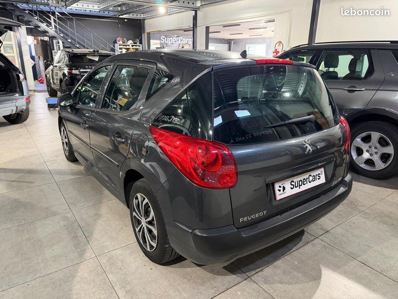 Peugeot 207 SW 1.4 95 CH Active (image 7)