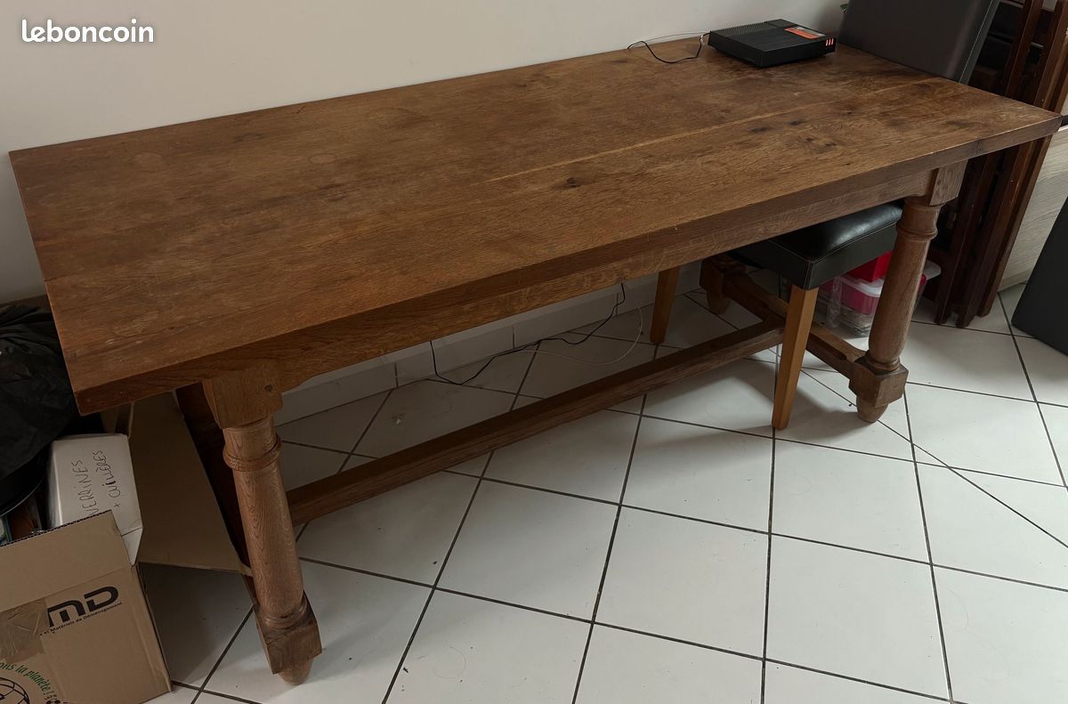 Table chêne massif vintage (image 1)