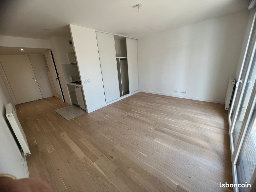 Appartement 1 pièce 29 m² · à Rueil-Malmaison · 29 m² · 815 €