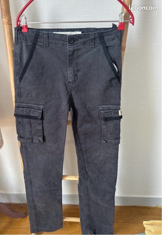 Pantalon cargo levis (image 1)