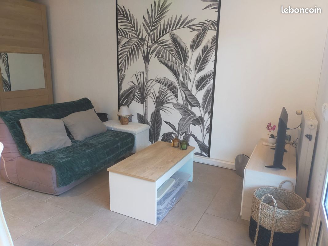 Appartement 1 pièce 28 m² · à Fréjus · 28 m² · 660 €/mois