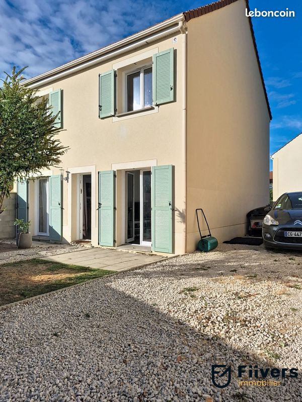 Maison 6 pièces 100 m² · à Champcueil · 100 m² · 310 000 €
