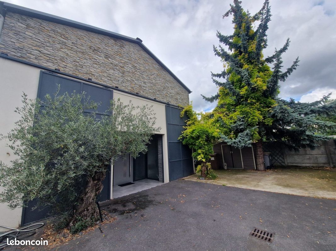 Maison a louer houilles - 6 pièce(s) - 185 m2 - Surfyn