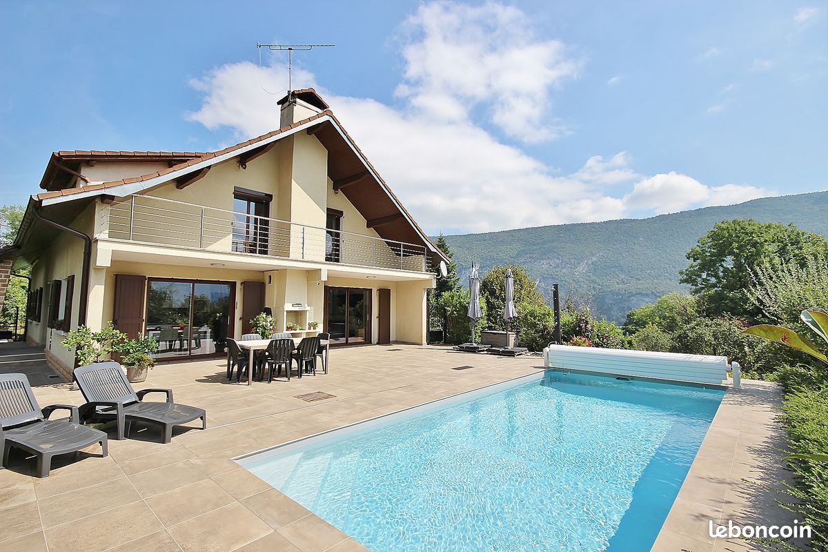 Maison 7 pièces 220 m² · à Novalaise · 220 m² · 720 000 €