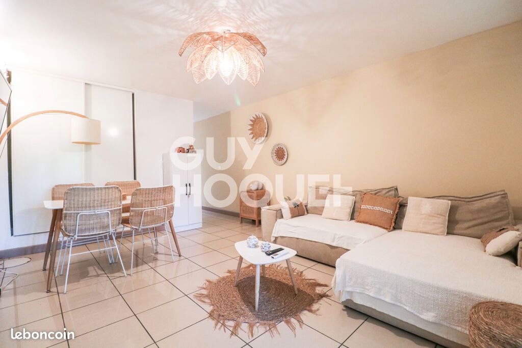 Appartement 2 pièces 44 m² · à Saint-Paul · 44 m² · 990 €