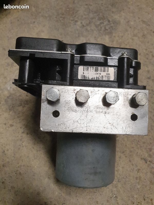 Bloc abs honda (image 1)