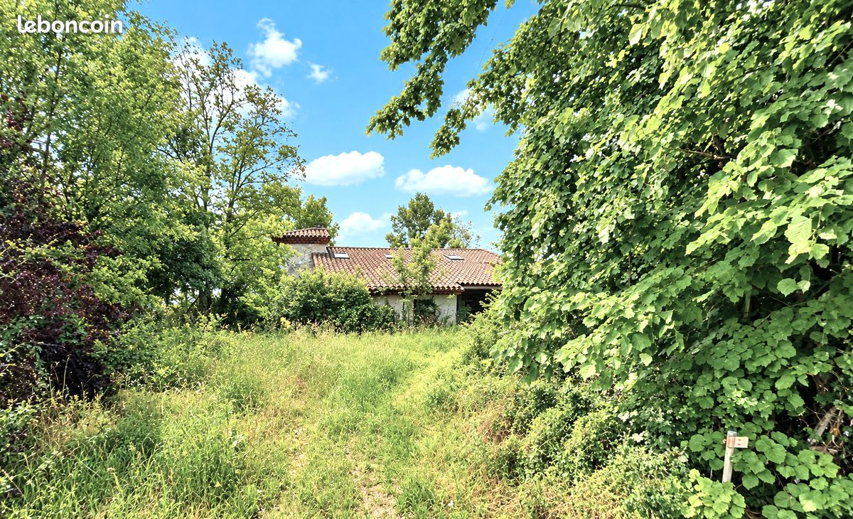 Maison 5 pièces 137 m² · à Puylaroque · 137 m² · 139 000 €