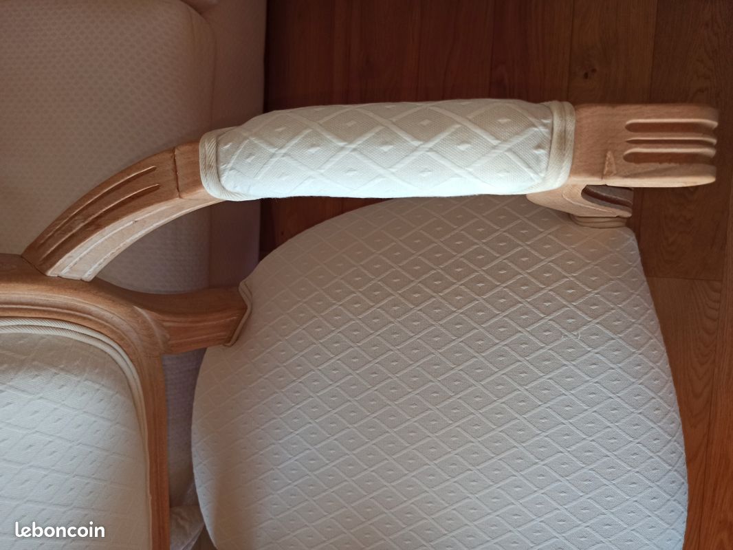 Fauteuil médaillon beige style Louis XVI très bon état - Décoration (image 6)