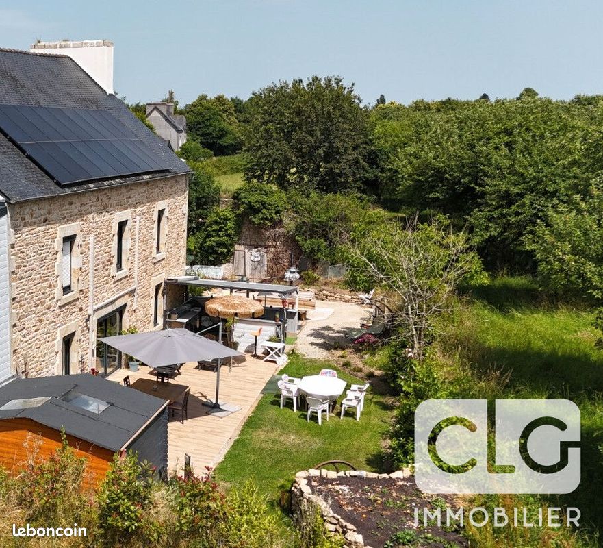 Maison 8 pièces 256 m² · à Saint-Évarzec · 256 m² · 677 000 €