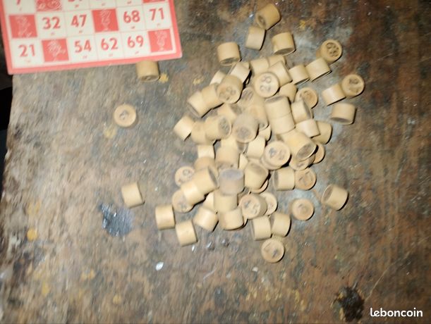 Lot D'Anciens Jetons En Os (ou Ivoire?) Pour Jeux De Cartes - Vintage