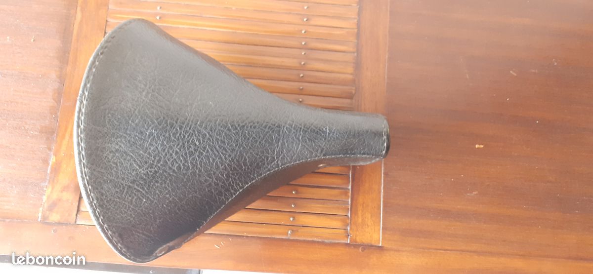 Selle cuir vélo ancien pryma motobecane - Équipements vélos
