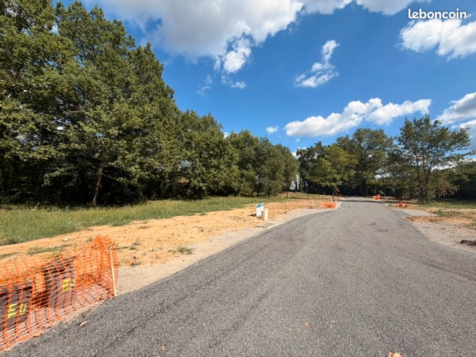 Terrain 470 m² · à Beautiran · 128 000 €