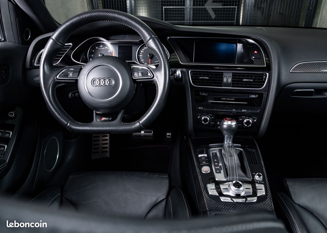 AUDI RS4 Avant B8 - V8 Atmosphérique 4.2 - 450ch - Sièges F1 - Pack carbone (image 8)