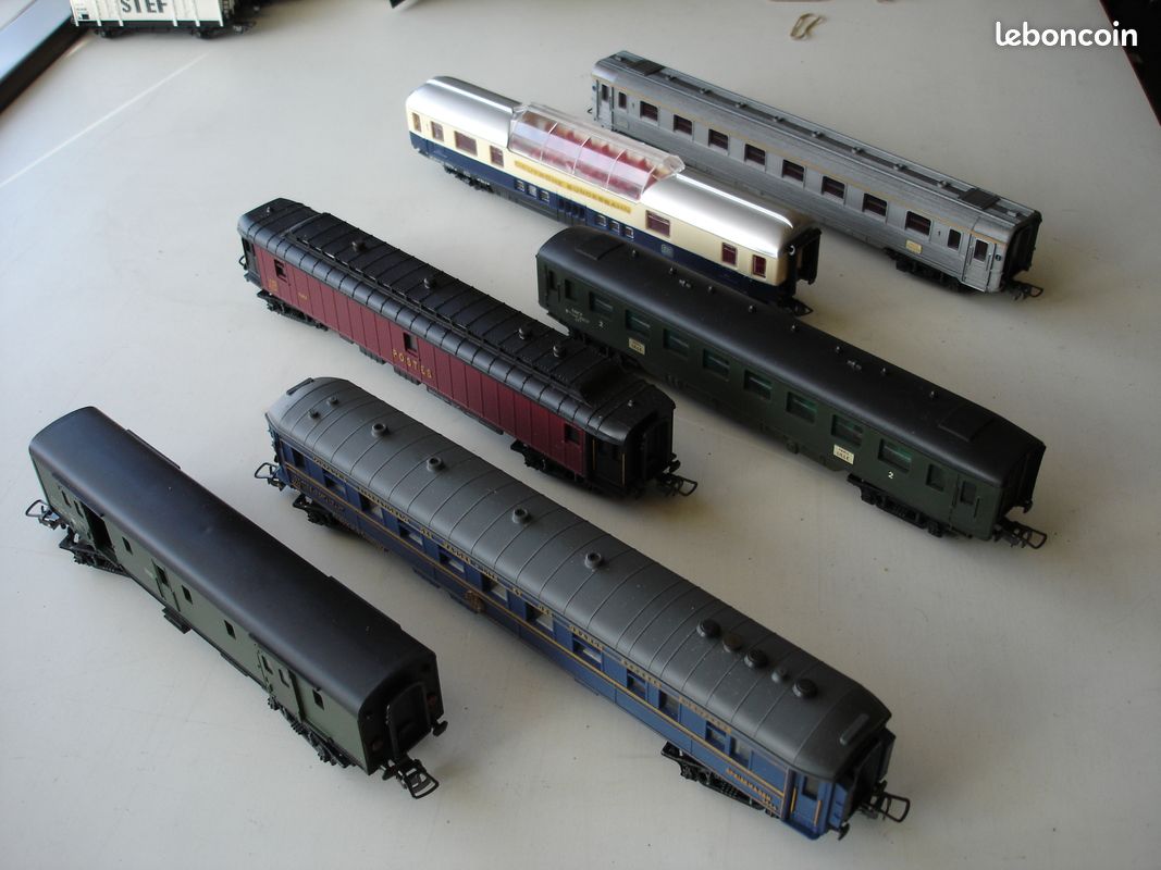 Lot 10 Feux LED Blanc Chaud 30 Cm – Éclairage Train Modèle Hornby OO/HO – Lumières Intérieures Réalistes