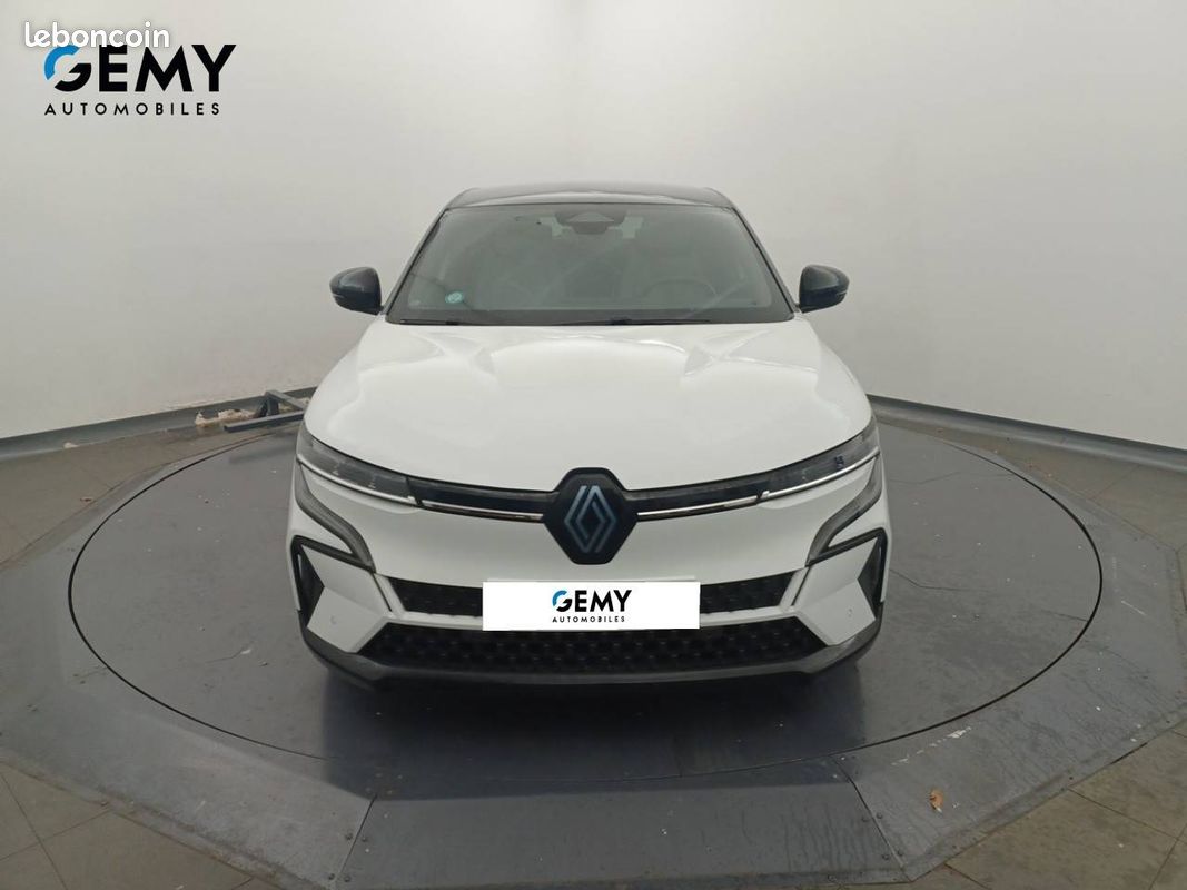 RENAULT Megane E-Tech EV60 220 ch super charge Techno (image 2)