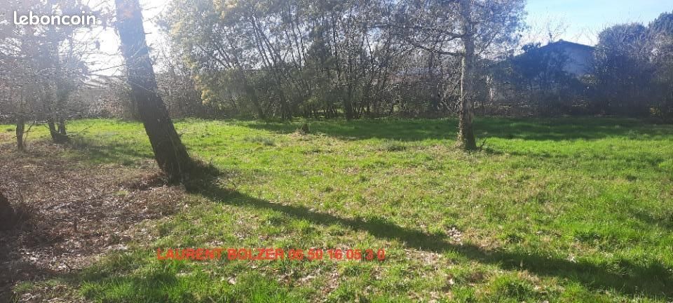 Terrain 1 030 m² Tresses · 229 000 €