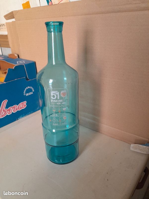 1 bouteille en verre bleu modèle PISCINE (image 1)