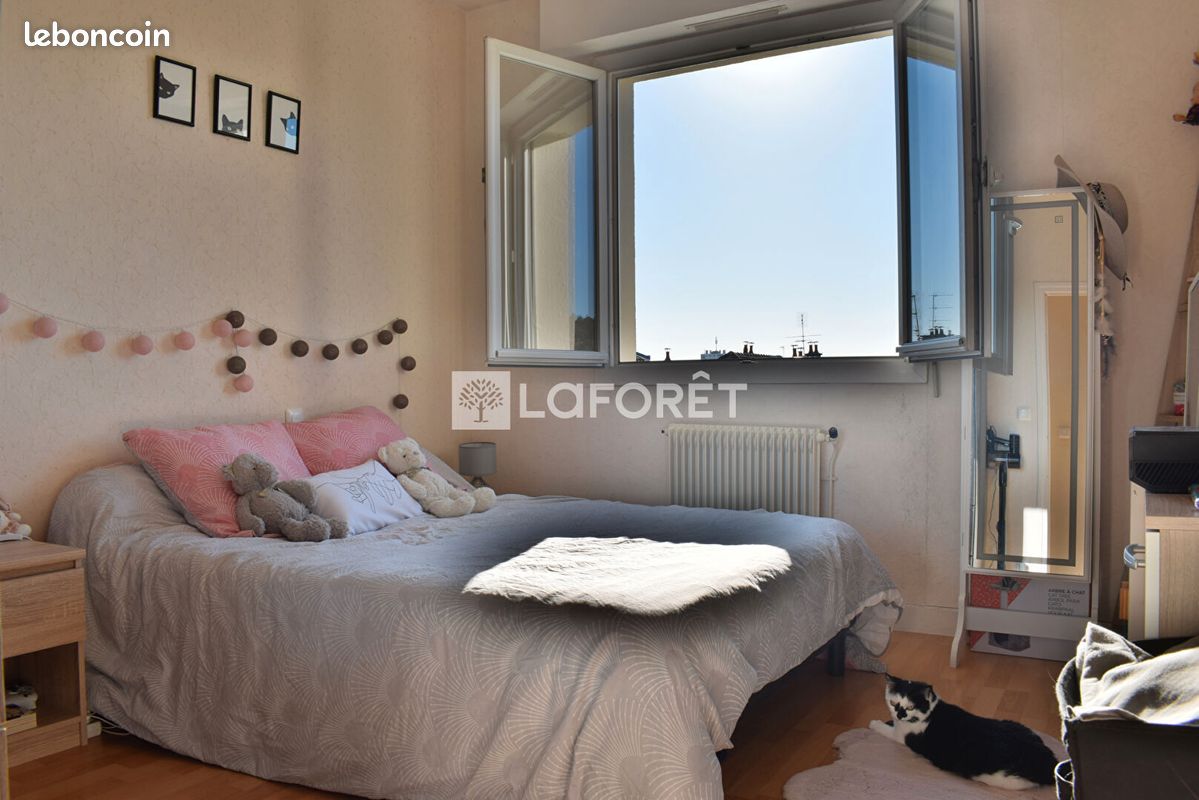 Appartement a louer brive-la-gaillarde - 2 pièce(s) - 45 m2 - Surfyn