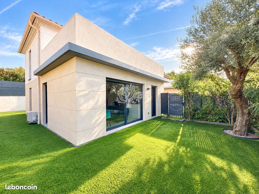 Maison 4 pièces 83 m² · à Sanary-sur-Mer · 83 m² · 679 000 €