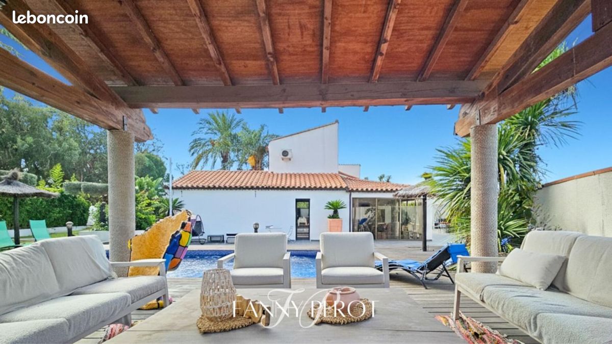 Maison 6 pièces 205 m² · à Saint-Cyprien · 205 m² · 895 000 €