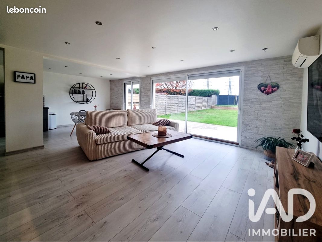 Maison 5 pièces 107 m² · à Lésigny · 107 m² · 415 000 €