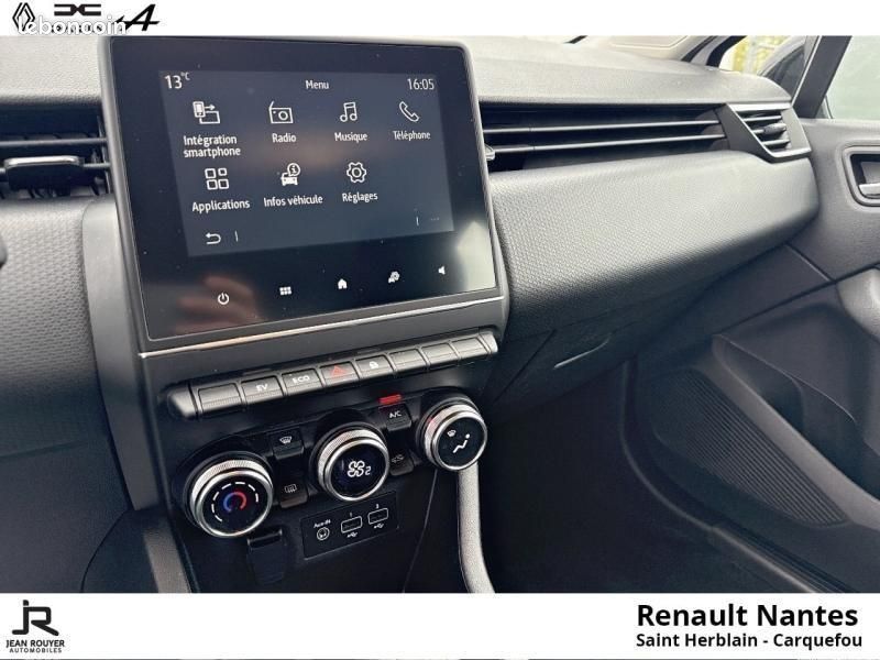 Renault Clio 1.6 E-Tech hybride 145ch Equilibre (image 4)
