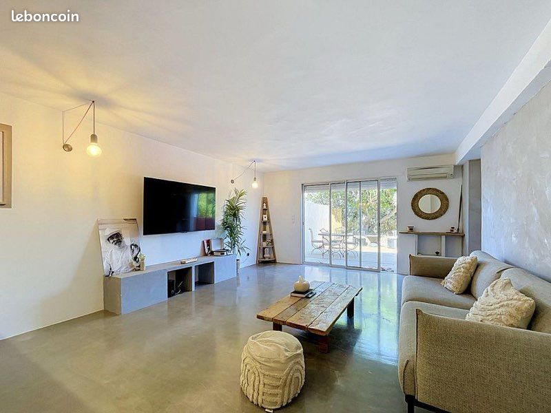 Maison 4 pièces 85 m² · à La Cadière-d'Azur · 85 m² · 1 950 €/mois