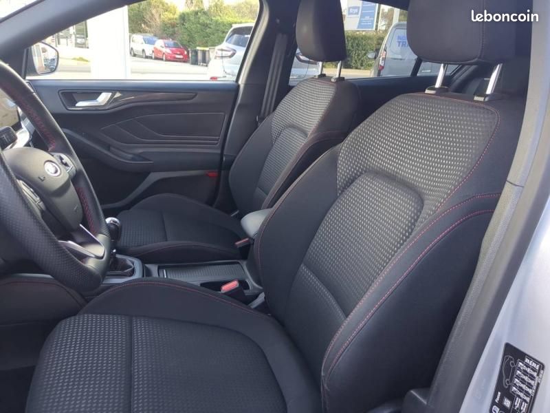 Ford Focus 1.0 EcoBoost mHEV 155ch ST-Line X (image 17)